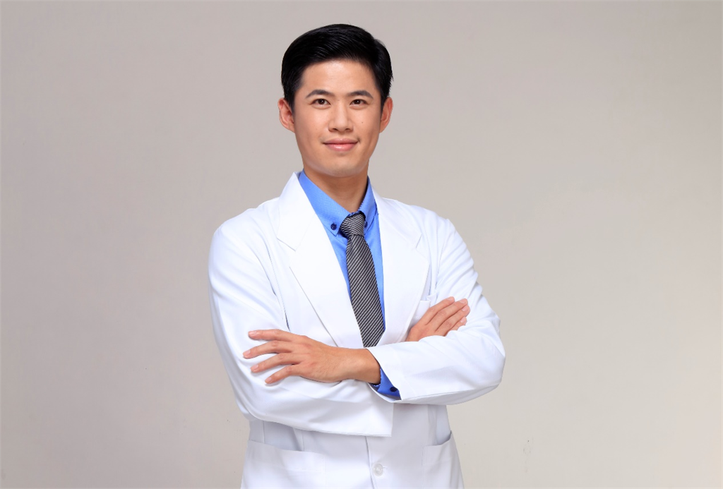【健康警訊】台灣髖部骨折率亞洲第一！35歲後補鈣成「存骨本」關鍵  