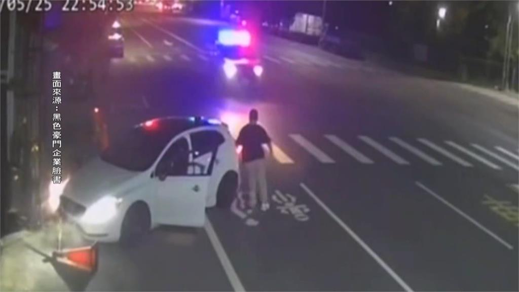 高雄通緝犯開車拒檢狂逃! 自撞後棄車繼續逃跑仍遭逮