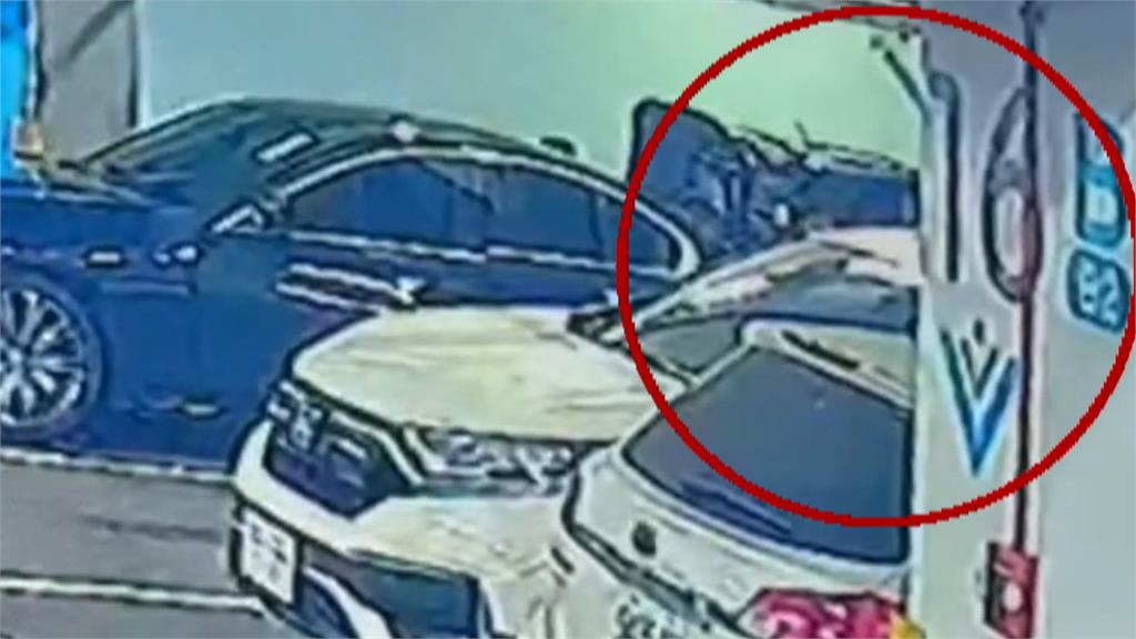 愛車忘鎖遭竊！車主「精品皮夾、眼鏡」全被偷　信用卡遭盜刷上萬元