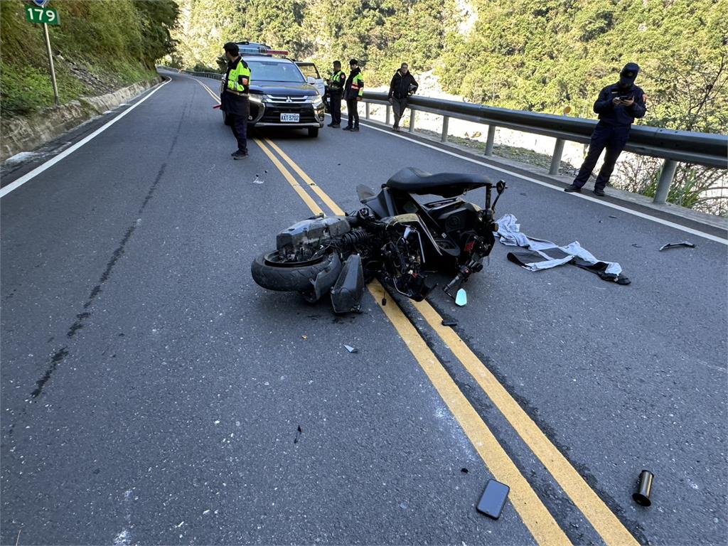 快新聞／中橫台8線嚴重車禍！東華男大生「過彎失控」墜谷　失去意識搶救中