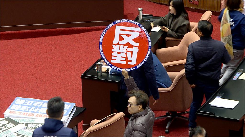 總預算拖350天今終於表決 卓揆喊話國會「想想孩子們的未來」