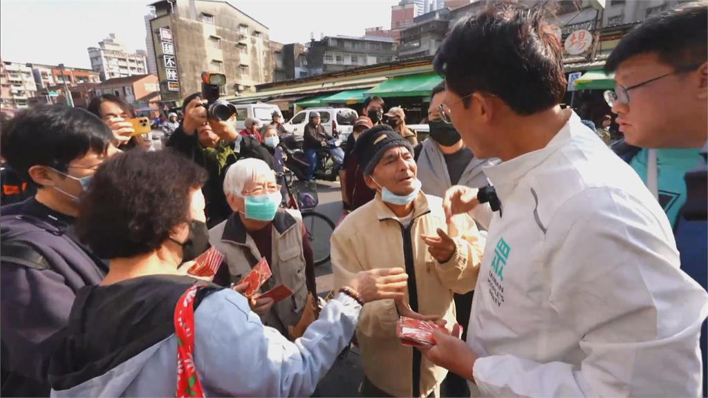 快新聞／黃國昌又被嗆！民眾直球「土城的選擇」　他尷尬微笑裝沒聽見