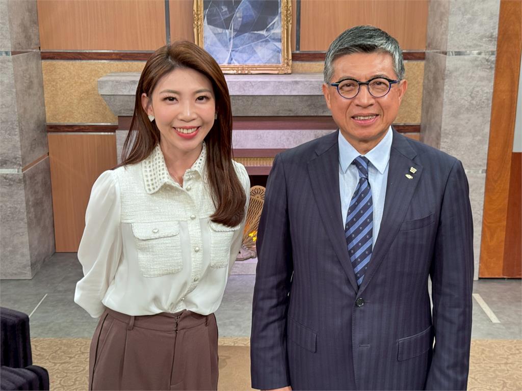 壽險第四大誕生！新新併後總資產近4兆元 老將黃敏義用「這句比喻」道盡合併真相？