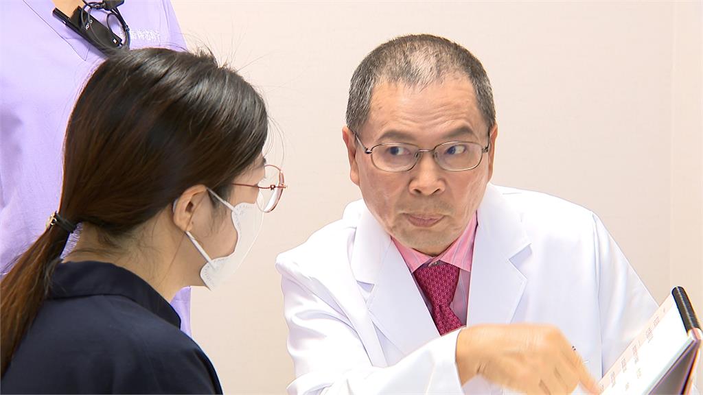 獨！婦產名醫鄭丞傑進軍板橋　郭智輝驚喜現身站台