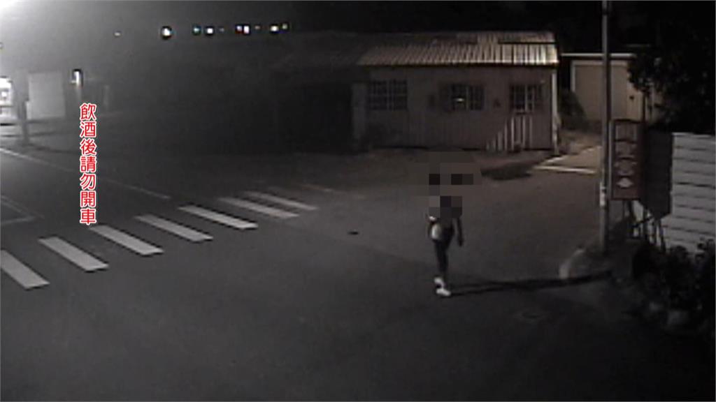 酒駕出車禍肇逃又自撞 駕駛棄車...竟走到檳榔攤喝飲料「裝沒事」