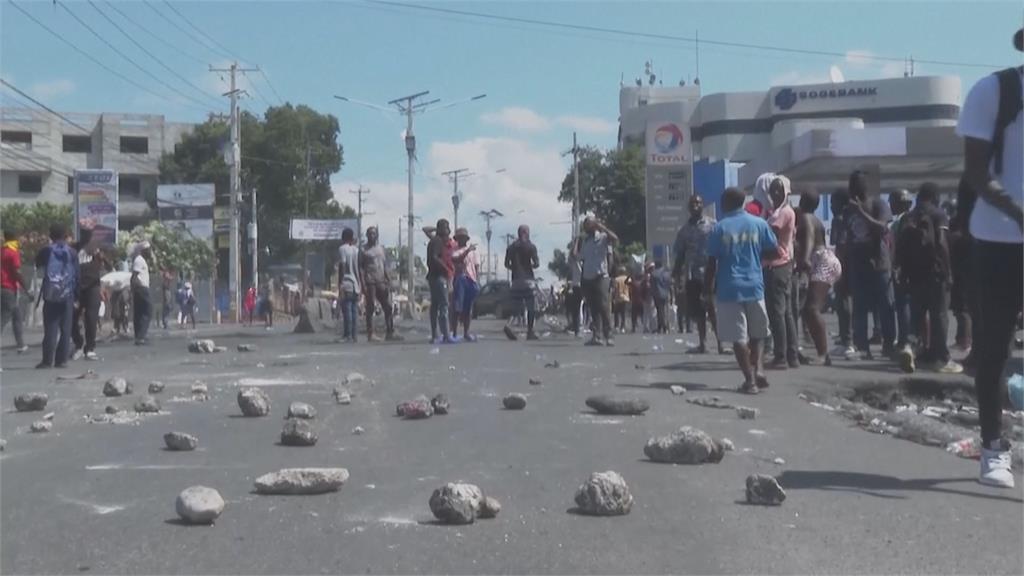 海地宣布宵禁一個月　越獄數千囚揚言推翻政府
