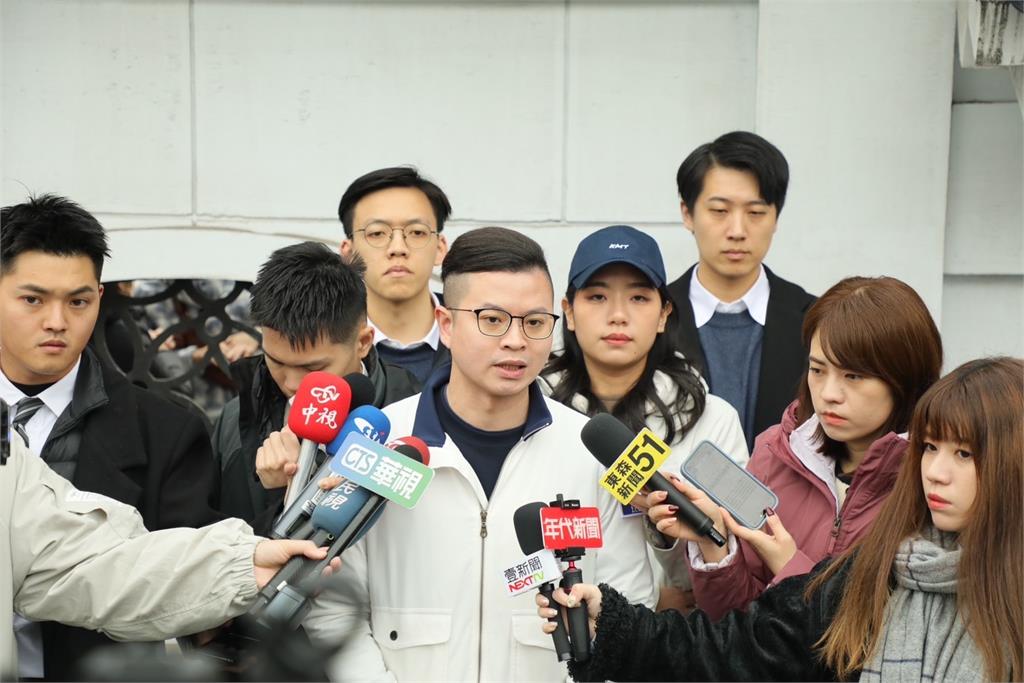 快新聞/陳智菡主動找藍營合照畫面曝! 凌濤被問「與黃珊珊恩怨」這樣回