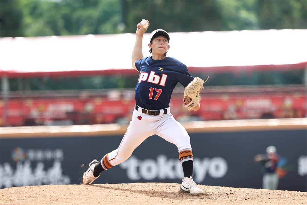 中職/新人測試會90名選手拚圓職棒夢 成大「研究生」林睿杰三度叩關飆152火球