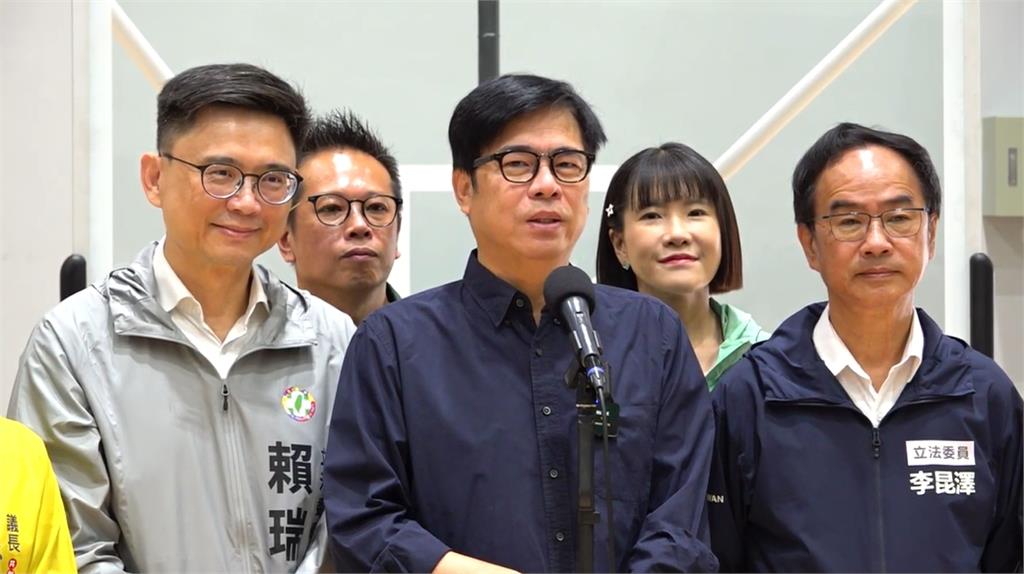 快新聞／重磅力挺！李洋立院被迫「罰站」　陳其邁為1事怒批藍白：該打屁股 