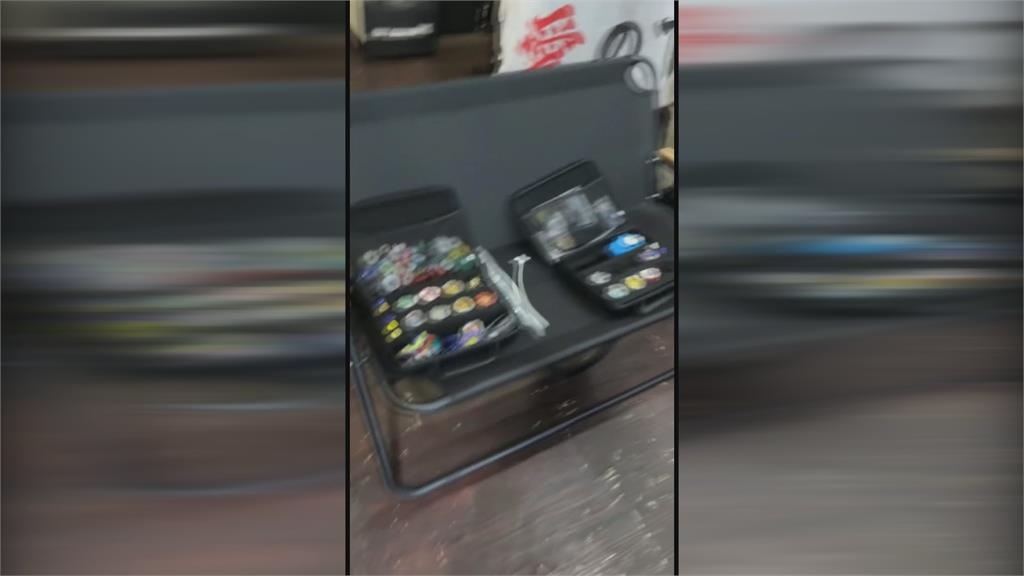 黑衣男持皮箱「捷運狂奔」驚動3警　急攔查「畫面超尷尬」：全戰鬥陀螺