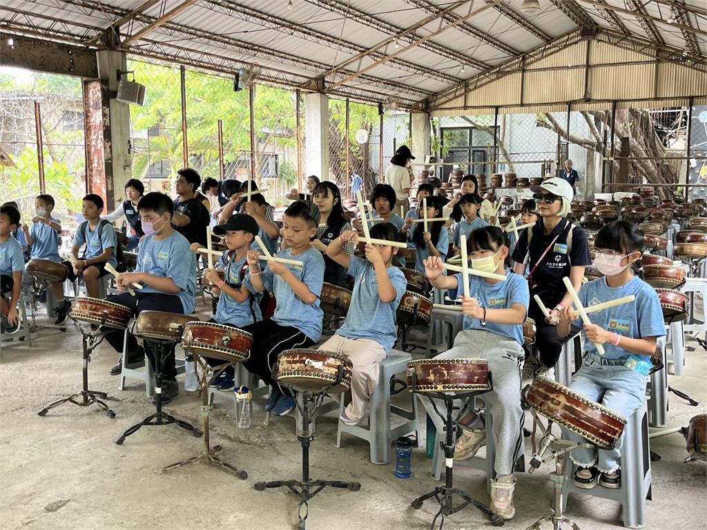送愛15年！元大金控送專屬大禮包守護偏鄉學童