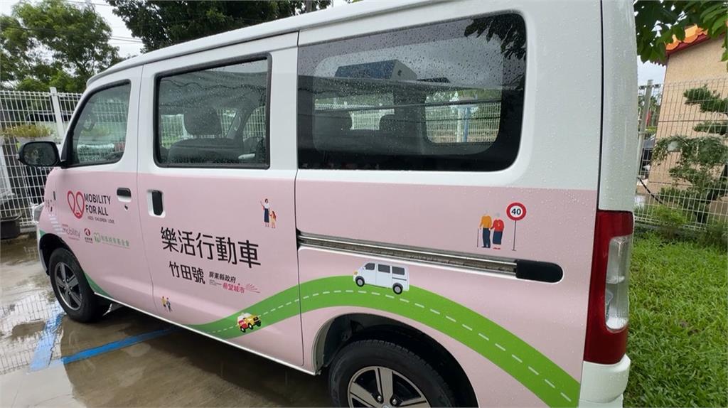 和泰汽車攜手豐田移動基金會　捐贈2台「樂活行動車」投入長者接送