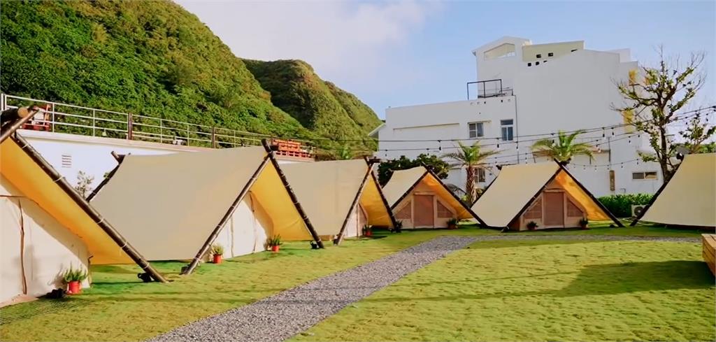 綠島住宿洗澡被手機偷拍？　業者稱「風大」沒裝監視器