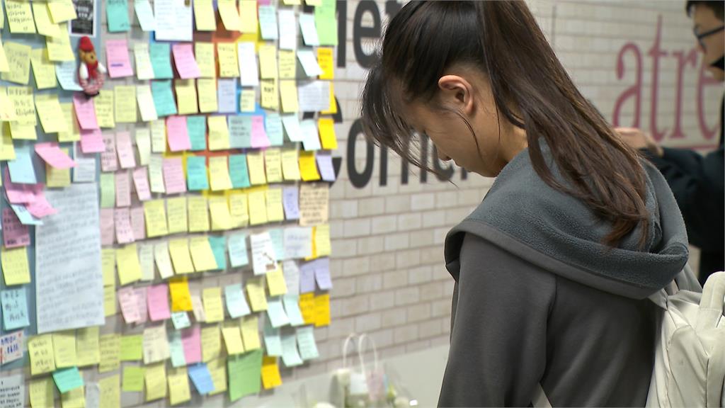 北車花海牆悼念余家昶　出現疑「張嫌哥哥」親筆信