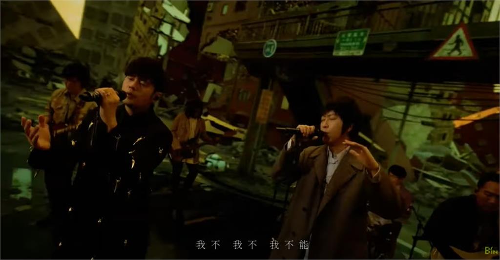 周杰倫大巨蛋開唱…阿信嗨喊「我也要搶票」!本尊回1句全網激動:是預告嗎