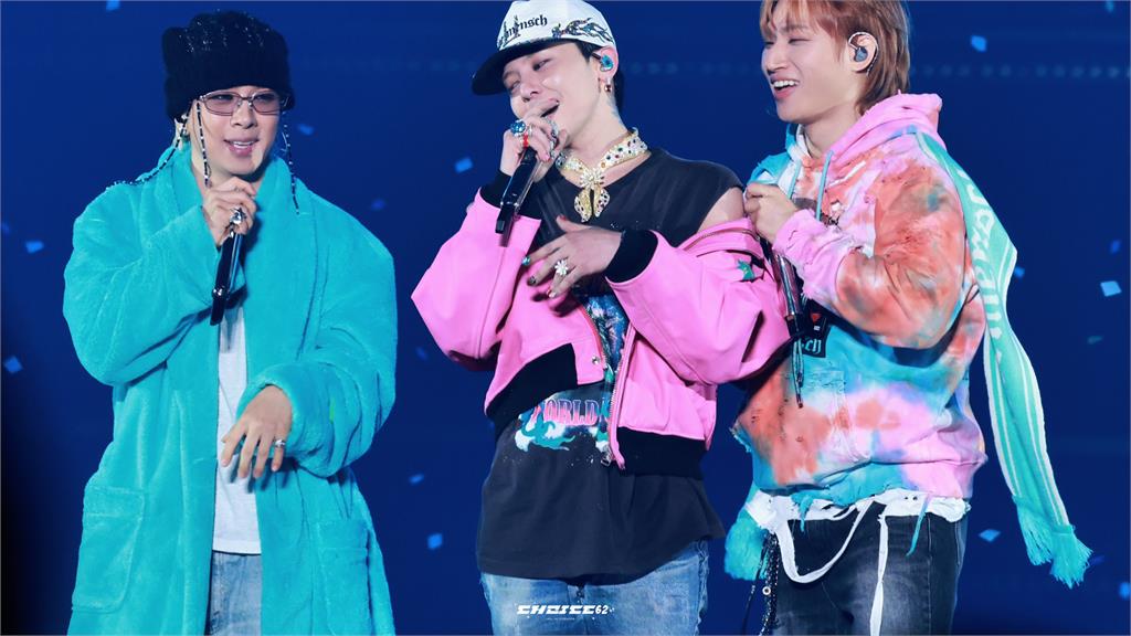 GD安可場突迎「太陽、大聲」世紀合體！親口曝20週年「成年禮」巡演計畫