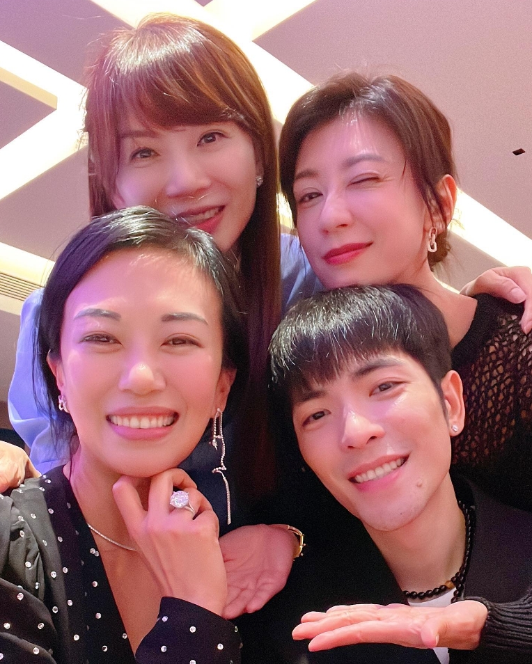 買裸鑽親自設計!蕭敬騰「13.33克拉」求婚鑽戒背後藏深意