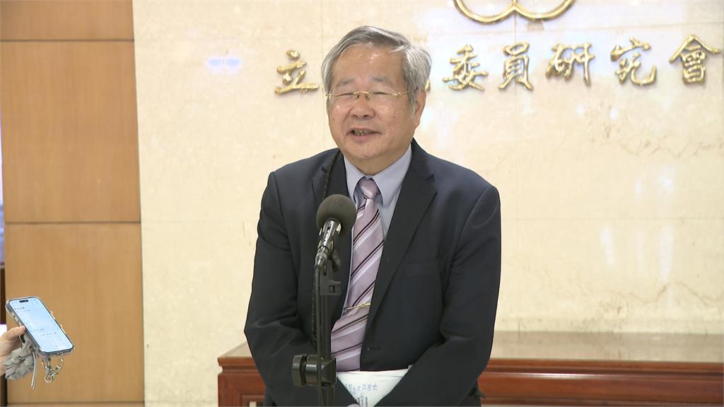 質詢提「沈一鳴殉職」開地獄哏！許忠信道歉改口 綠委：良心被狗啃？
