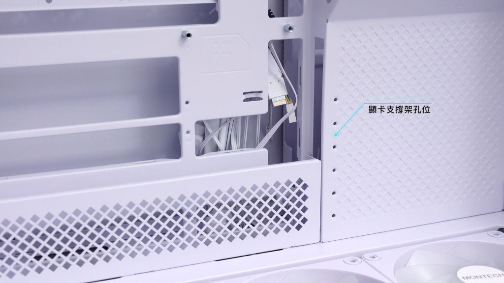 MONTECH 翻轉選擇 HS01 Pro 支援 BTF 背插式主機板的玻璃側透機殼