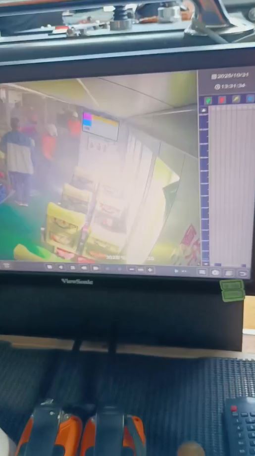 快新聞/嚇壞!澎湖交通船乘客行動電源爆炸 驚險一瞬間畫面曝