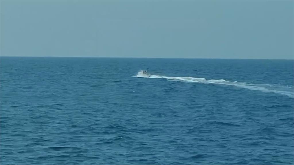 中國"無船籍"快艇侵澎湖海域搶漁獲 海巡回應了