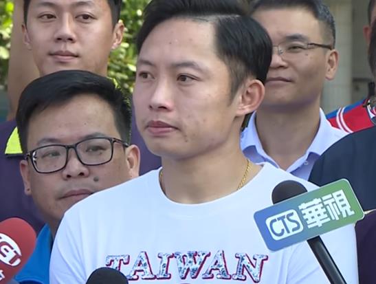 快新聞/讚江國豪從小努力乖巧 阿嬤驕傲曬「母親節卡片」:永久紀念不能丟掉