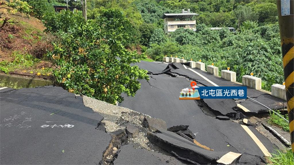 暴雨襲山區！台中大坑土石崩塌　潭子龍興巷土石阻交通