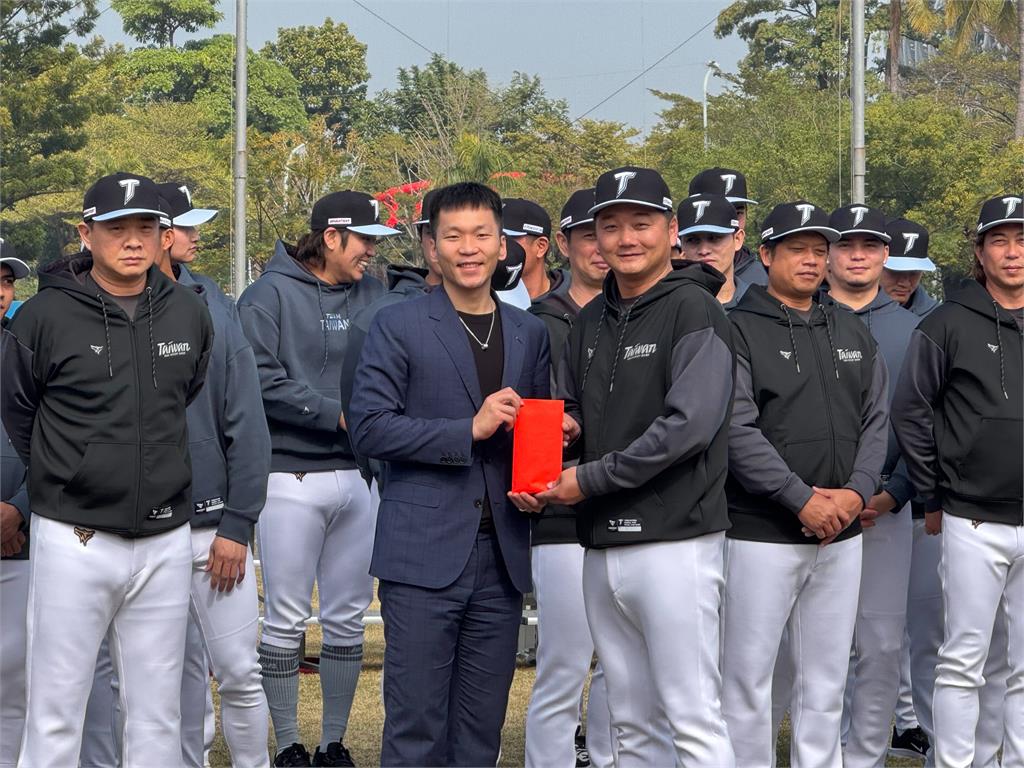 經典賽(影)／陳傑憲續扛台灣隊長！自曝集訓「做這件事」裸身撞見曾總：好尷尬