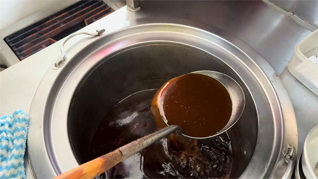 台灣趴趴走/你奉獻教會我教你牛肉麵!蔬果中藥熬製湯頭!台南老食食通都知的好滋味!