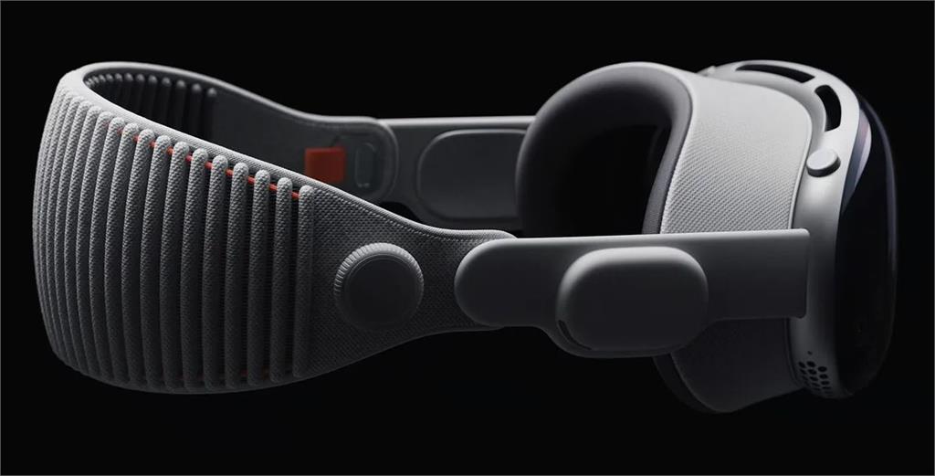 Vision Pro能成下個「iPhone時刻」?少了殺手級應用、AI也沒看到?庫克一次解答
