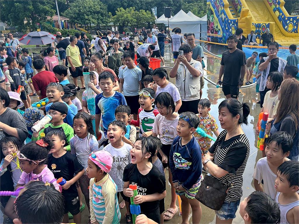 三重「FUN水趣」大受小朋友喜愛 加碼移師蘆洲柳堤公園 報名一週秒殺爆滿
