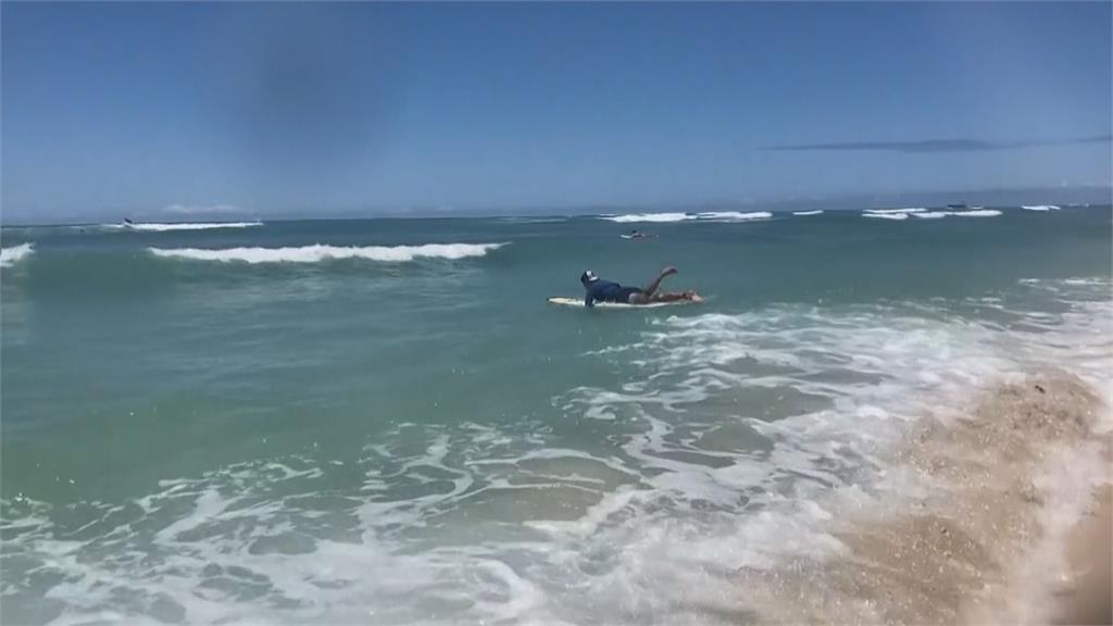 歐胡島人工衝浪池浪費水？　夏威夷居民持兩派意見