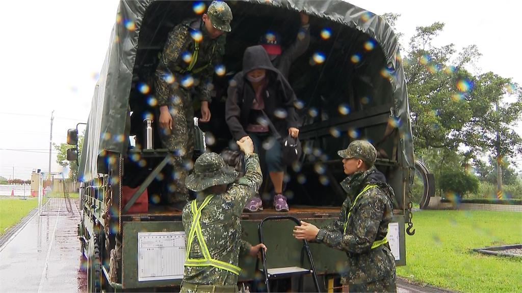 鳳凰颱風花蓮「三鄉鎮」撤離近５千人　光復鄉民：還是很害怕