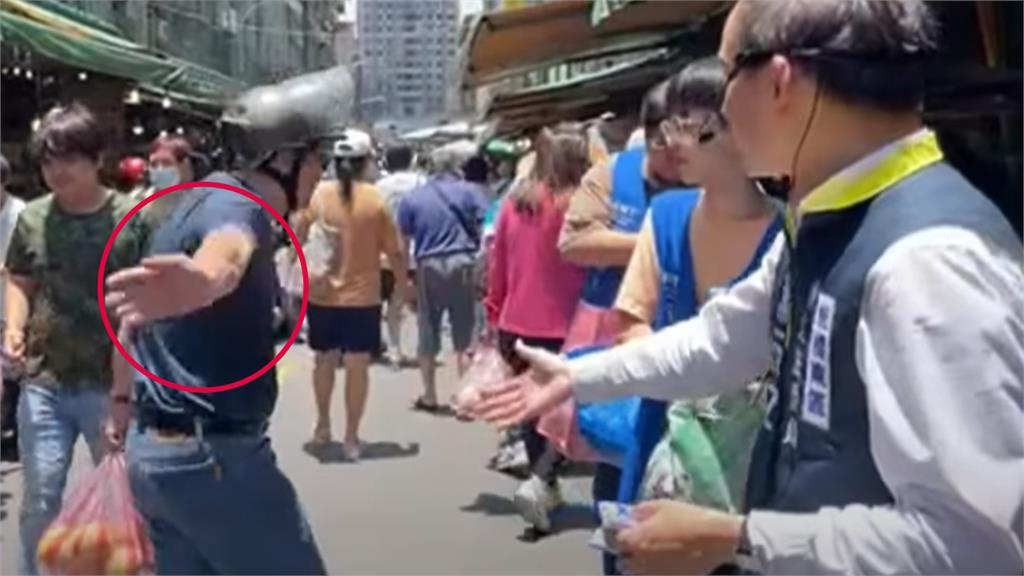 掃街遭市場阿北嗆聲…葉元之反酸「哎喲好怕喔」直播全錄!網傻眼:好白目