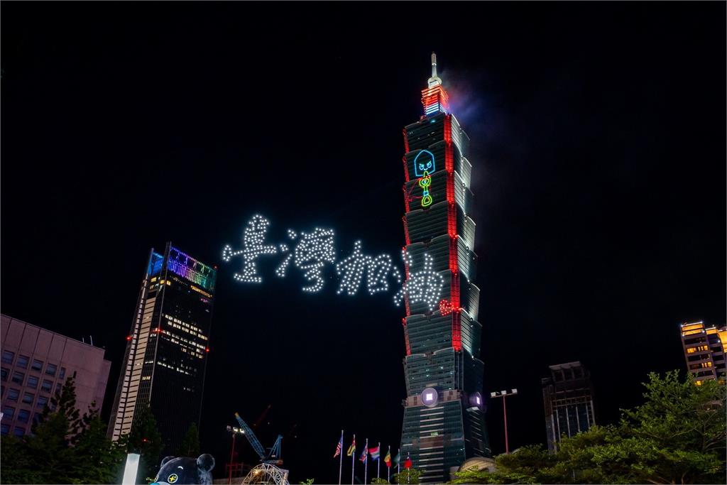 賴士葆開嗆「好好做妳的官」!賈永婕「高EQ回應」萬人狂讚:高度完全不同