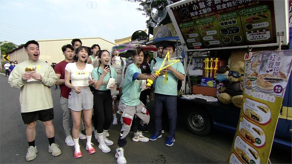 胡瓜經典遊戲慘敗資深老粉 郭忠祐挑戰新遊戲成功擊敗宿敵 胡瓜經典遊戲慘敗資深老粉 郭忠祐挑戰新遊戲成功擊敗宿敵