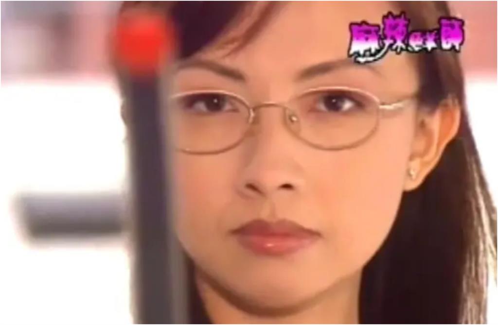 「萬老師」郭昱晴隱藏身分公開!遭嗆「作品呢」辣回:當時你還包尿布…