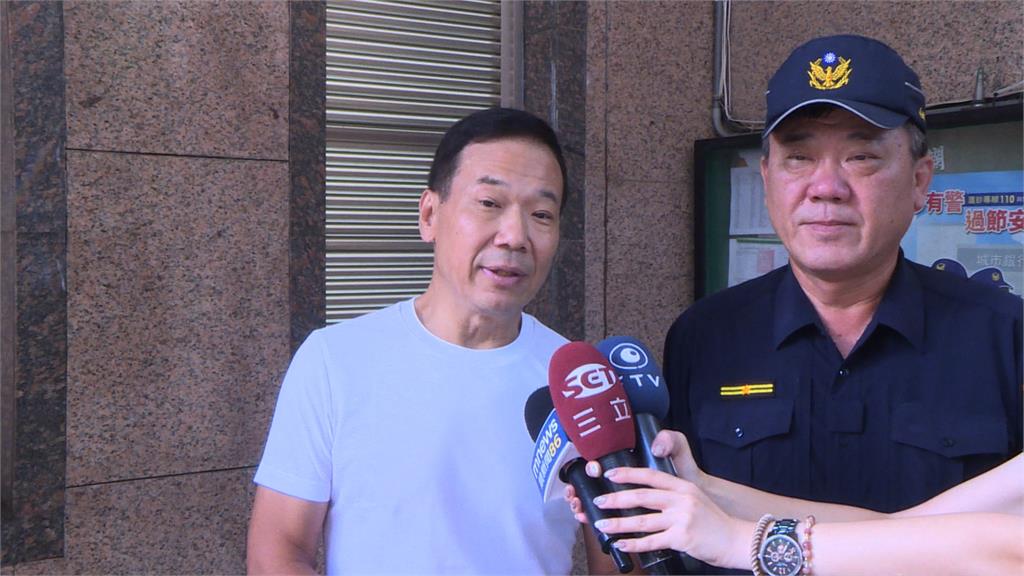 鍾小平服務處遭留穢物又塗鴉 「抗議魔人」被移送法辦