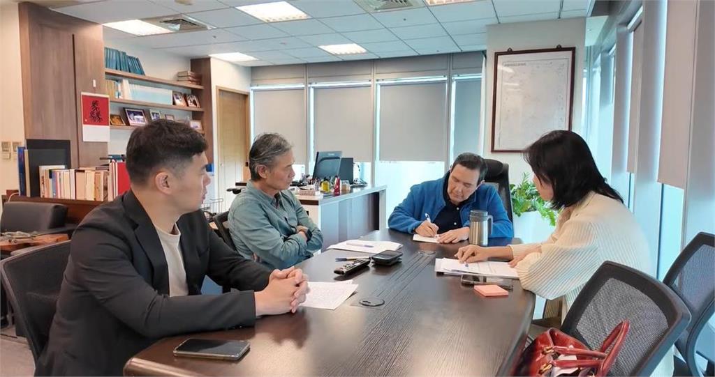 邱毅突爆料早知道「馬英九心結」!揭他不滿在中國風光「被鄭麗文取代」