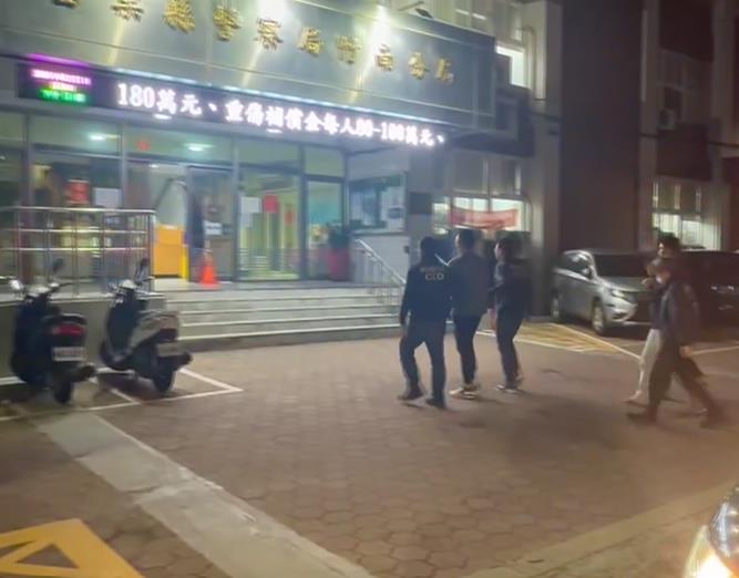 苗栗前議員住宅遭轟13槍 警逮捕2嫌排除選舉恩怨