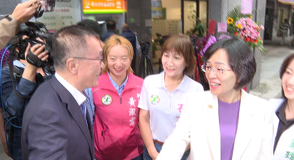 「歌」喉戰！蘇巧慧招牌歌「粉紅超跑」　李四川唱「這首」