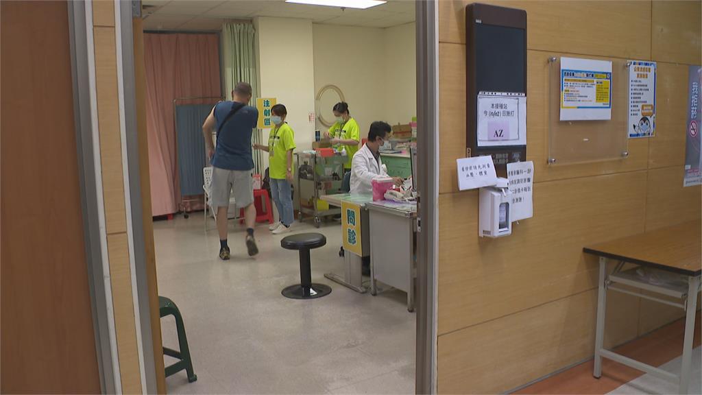 42高鐵員工「盧小小」闖關打疫苗　指揮中心：滋擾醫院將開罰