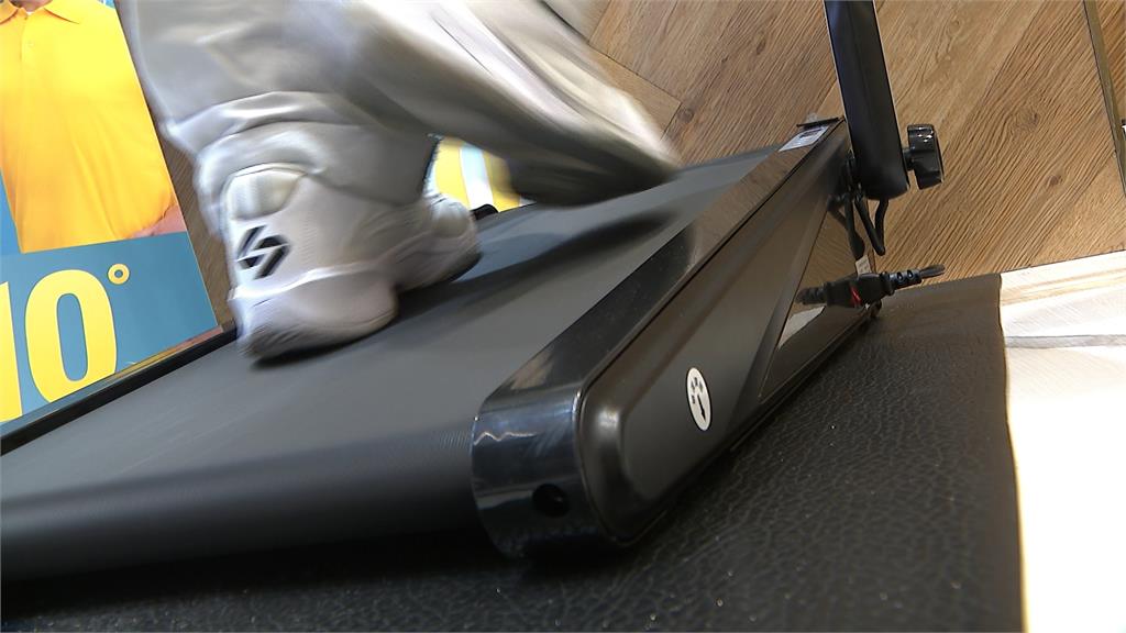 放大普發現金!搶優惠 沙發按摩椅每滿萬元門檻送按摩器.電烤盤