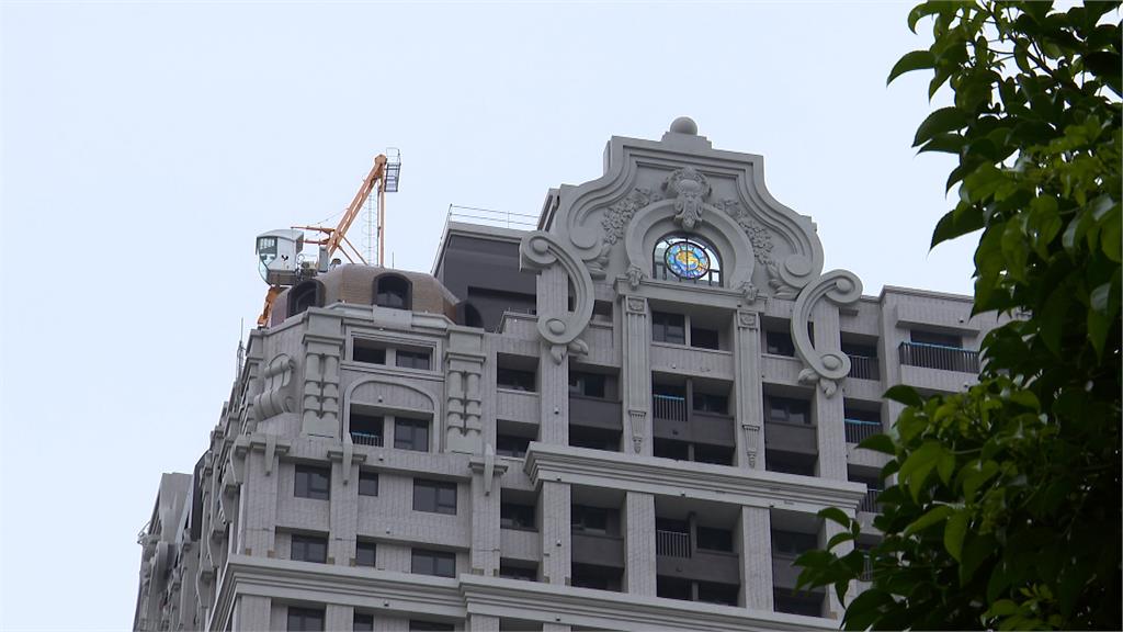 興富發出事塔吊還沒拆除 颱風來恐再釀禍!中市府這樣說