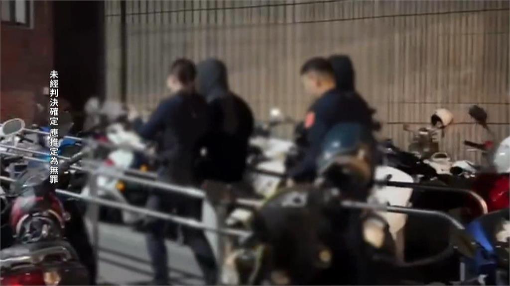 網黃美式賣場拍不雅照! 警追緝一男一女到案送辦