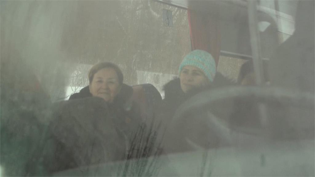 暴雪強襲巴爾幹半島！　波士尼亞交通大亂、17萬戶停電