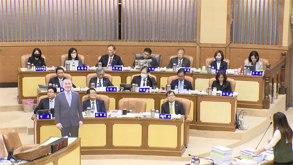 民進黨團新北議會質詢 批劉和然違法代理市長