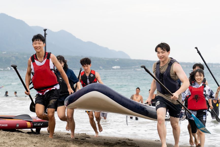 東浪嘉年華首日逾萬人朝聖　黃明志等重磅歌手今晚登場