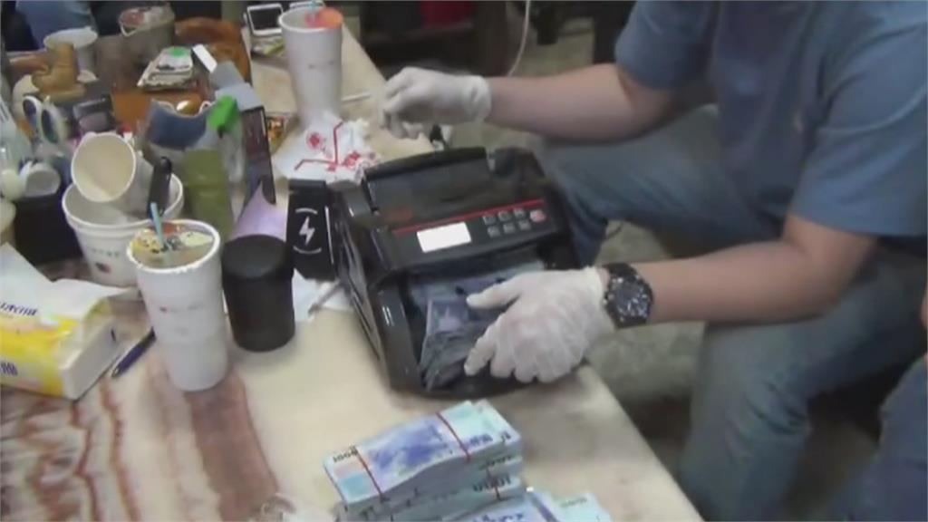 彰化住家旁租廠房販毒 警荷槍攻堅逮7嫌