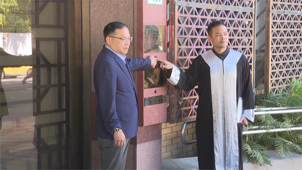 快新聞／黃國昌慘了？疑養狗仔跟拍挨告　王義川霸氣嗆：他打官司好像沒贏過